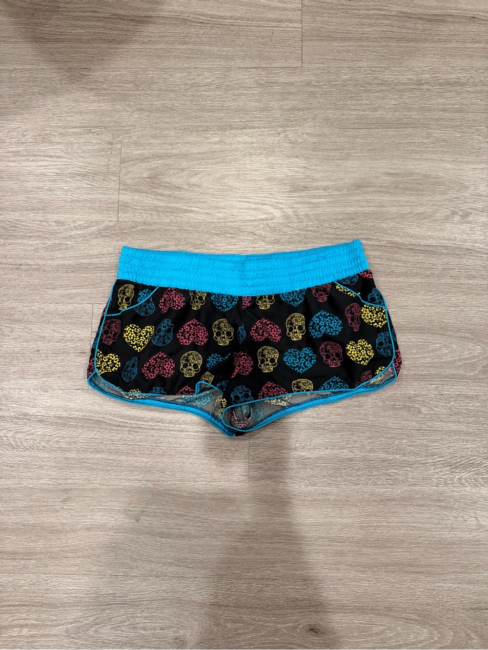 Xhilaration Black Skull & Heart Print Athletic Shorts with Turquoise Waistband